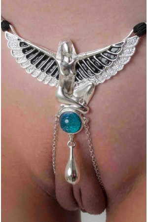 Winged Aset - Silberner Vaginalschmuck mit ägyptischem Göttinnen-Charme