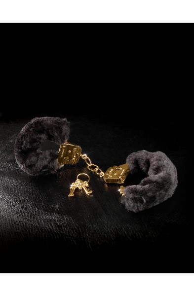 Fetish Fantasy Gold Deluxe Furry Cluffs